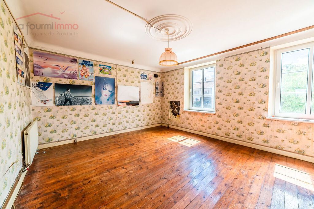 Ancien corps de ferme à Givrycourt. - Jap chambre 4