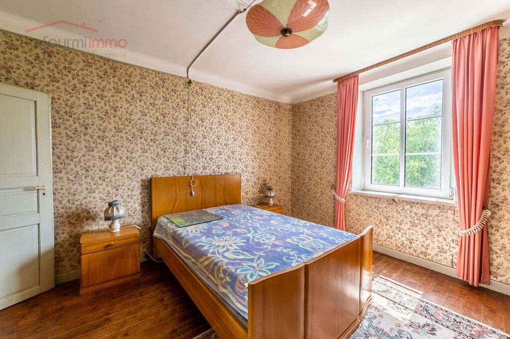 Ancien corps de ferme à Givrycourt. - Jap chambre 1 bis