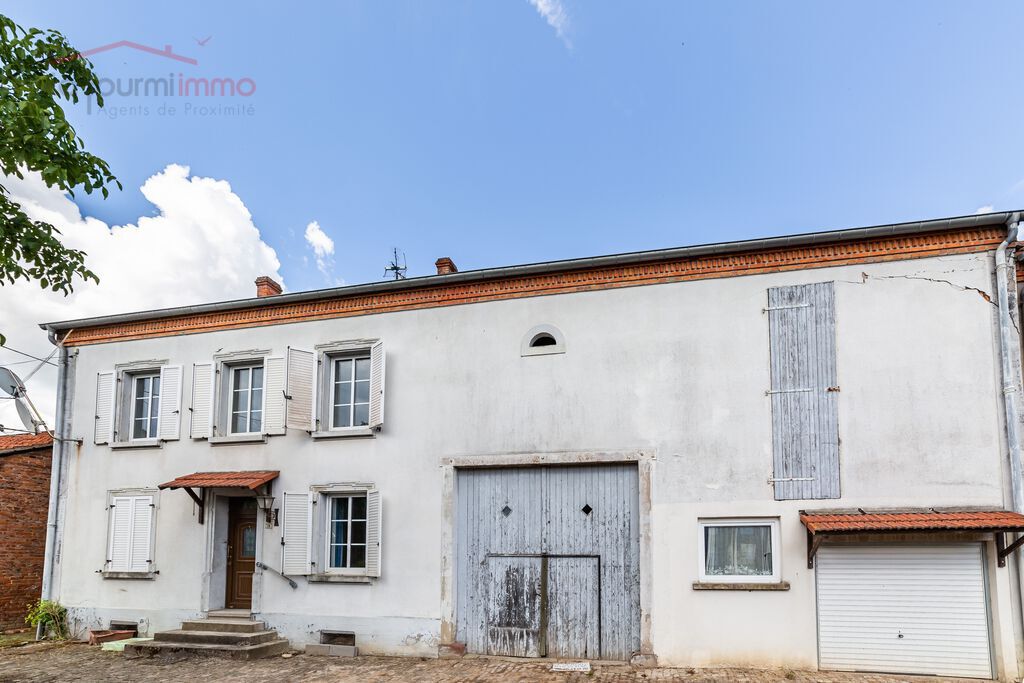 Ancien corps de ferme à Givrycourt. - Jap devanture