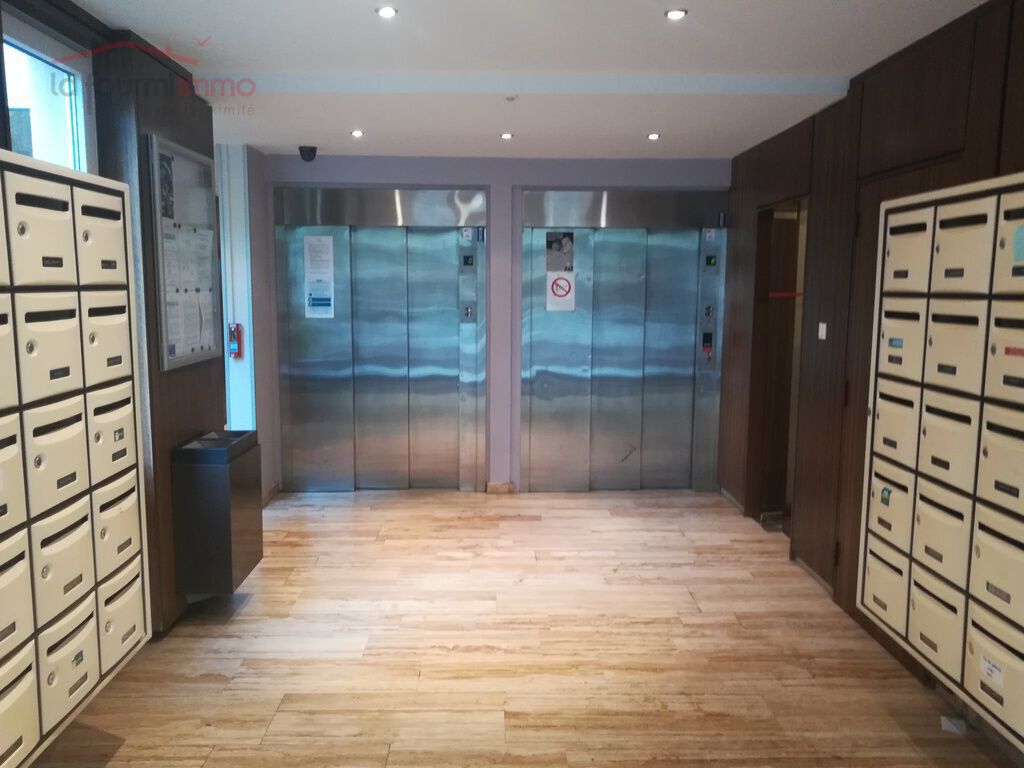 Sympathique studio à Strasbourg secteur Esplanade/Citadelle - Vue sur ascenseurs