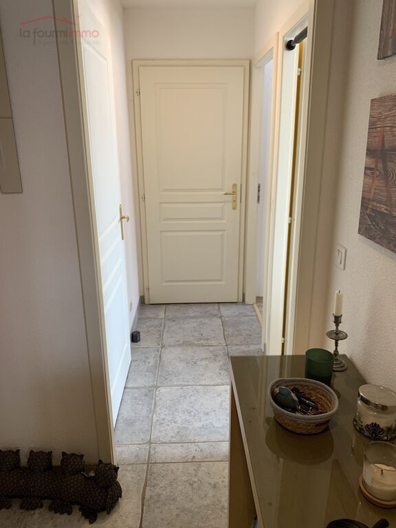 Appartement 3 pièces 58m2 - Entrée