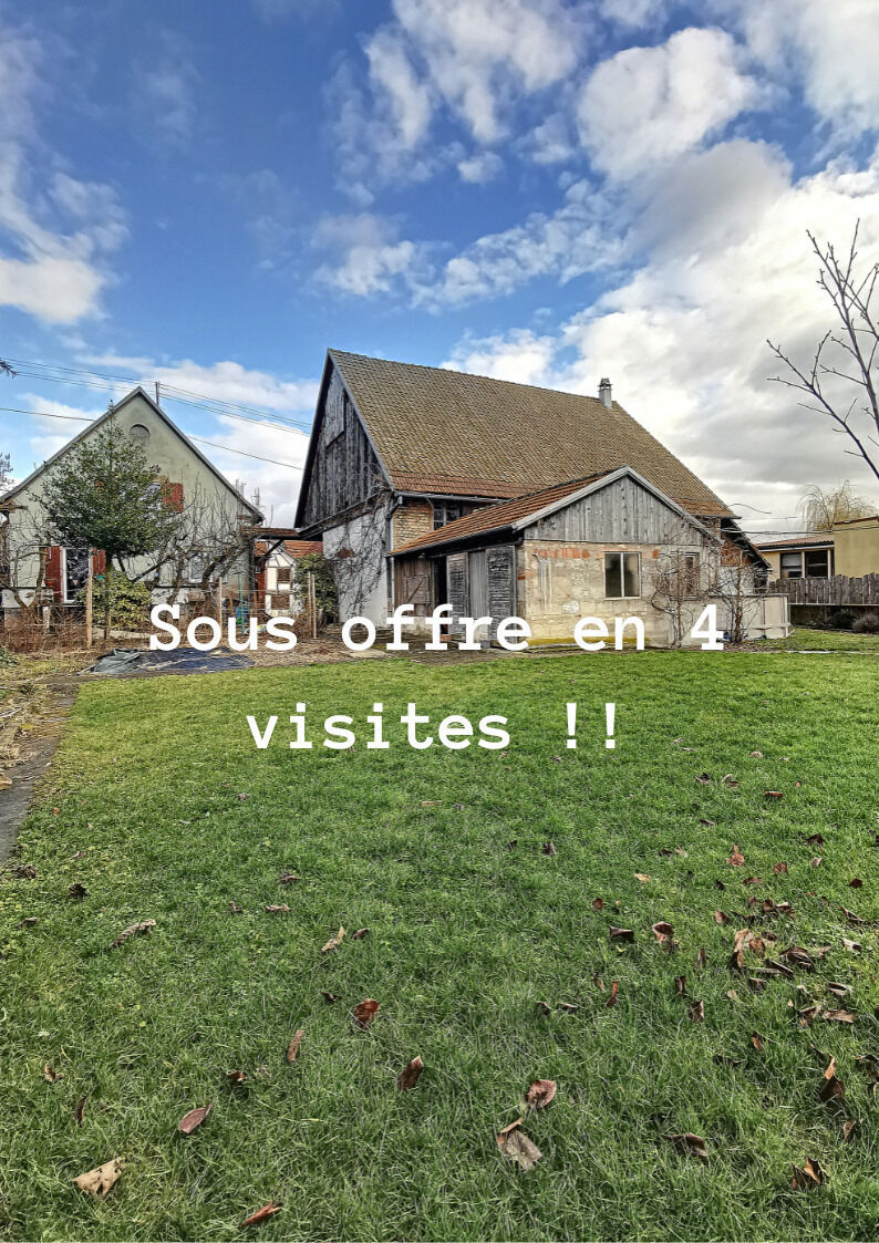 Vaste propriété s'étendant sur près de 13 ares à rénover - Sous offre en 4 visites
