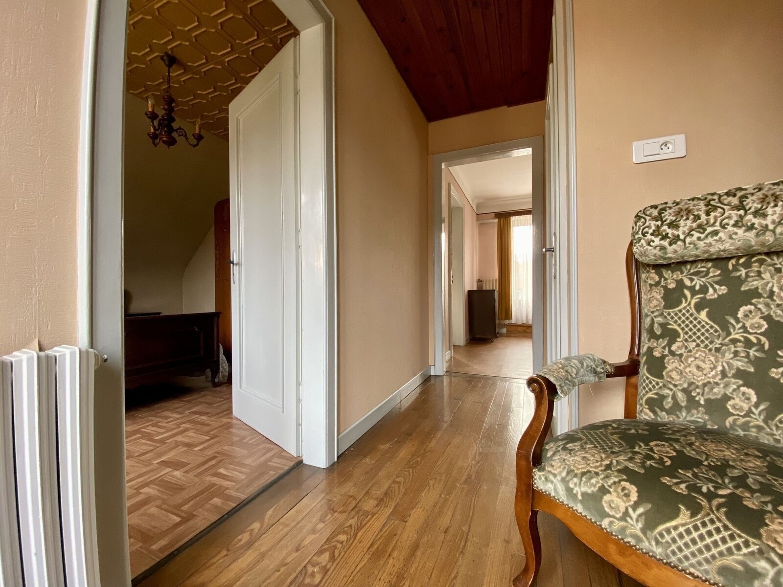 Maison de village, 6 pièces avec jardin - Couloir étage