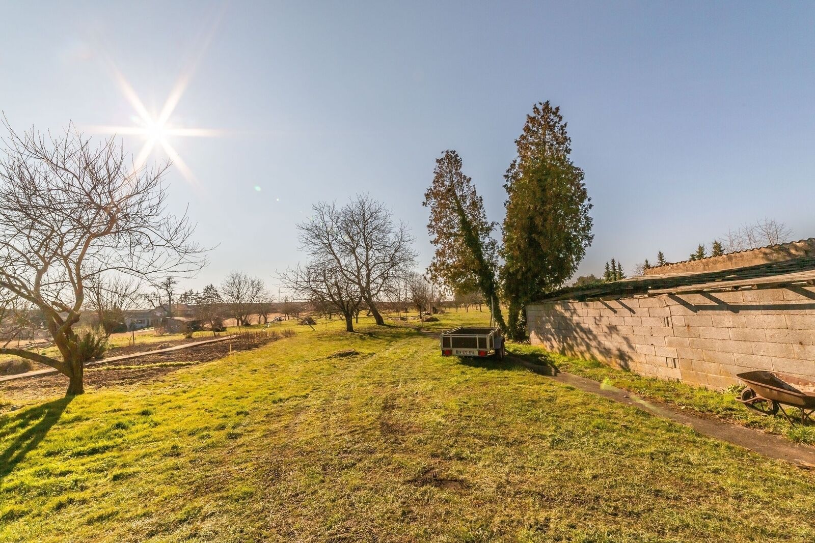 Immeuble de rapport, sur un secteur stratégique. - Terrain