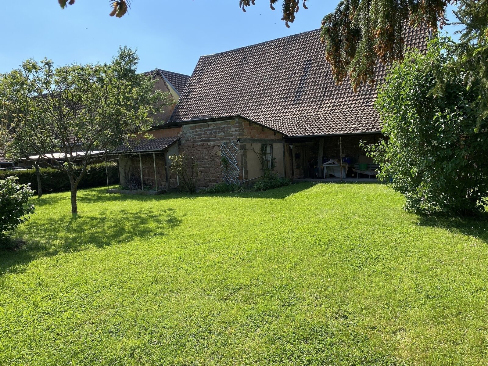 Maison de 172 m² avec dépendance sur terrain de 14 ares - Img 2010