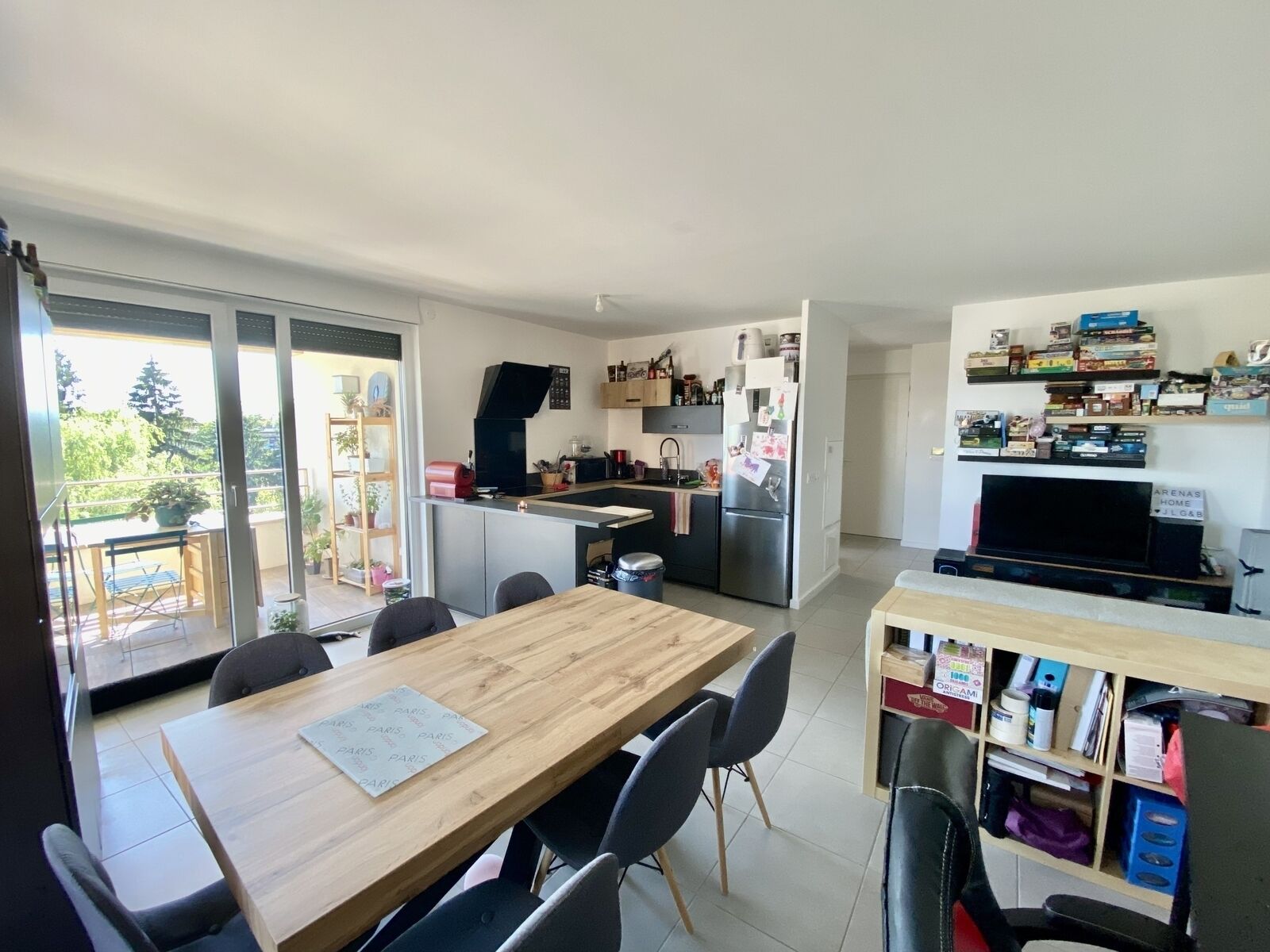 Lumineux 3 pièces idéalement situé - Cuisine.séjour