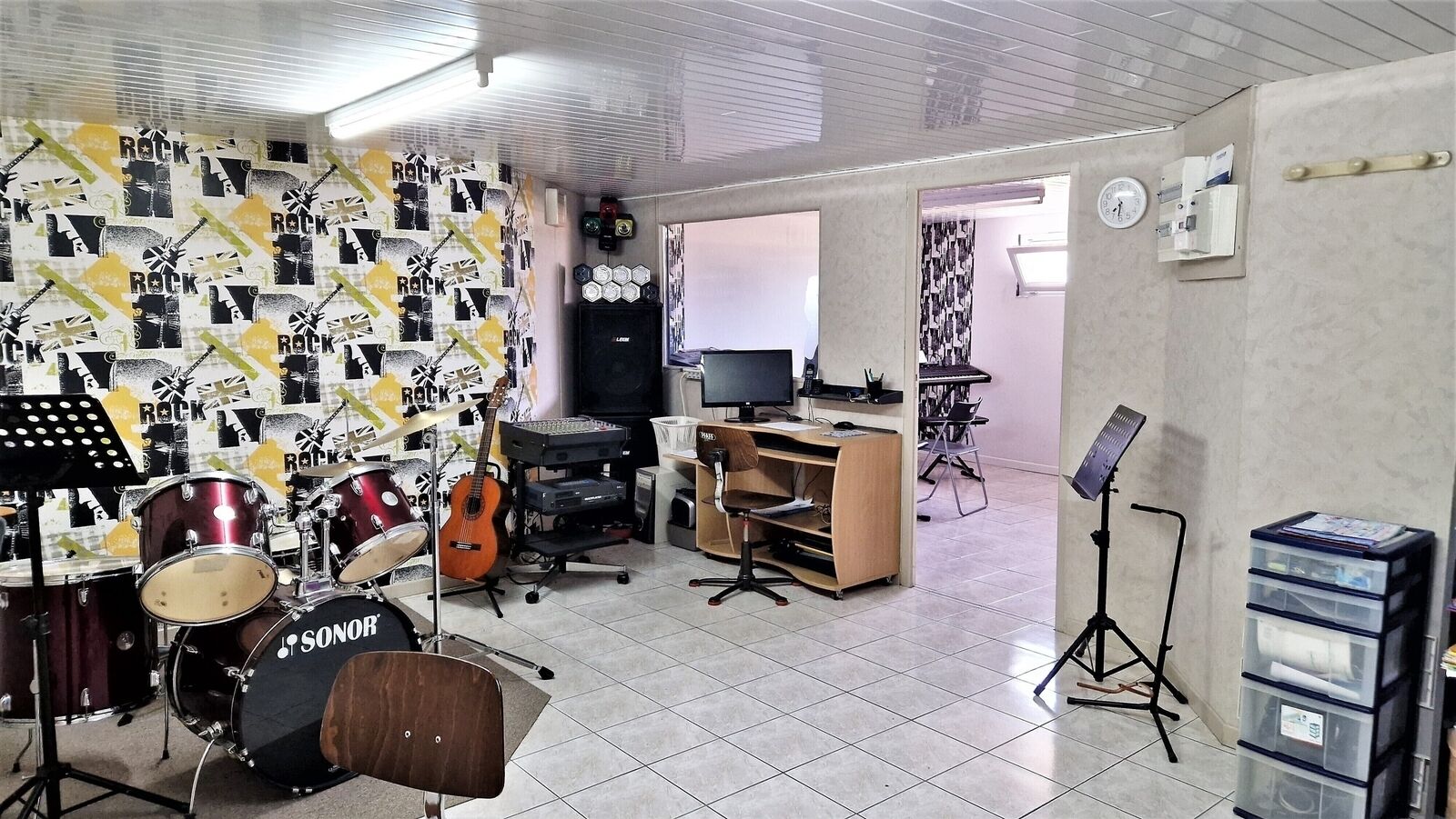 --"Vendu"--  - 20220824 153334 1