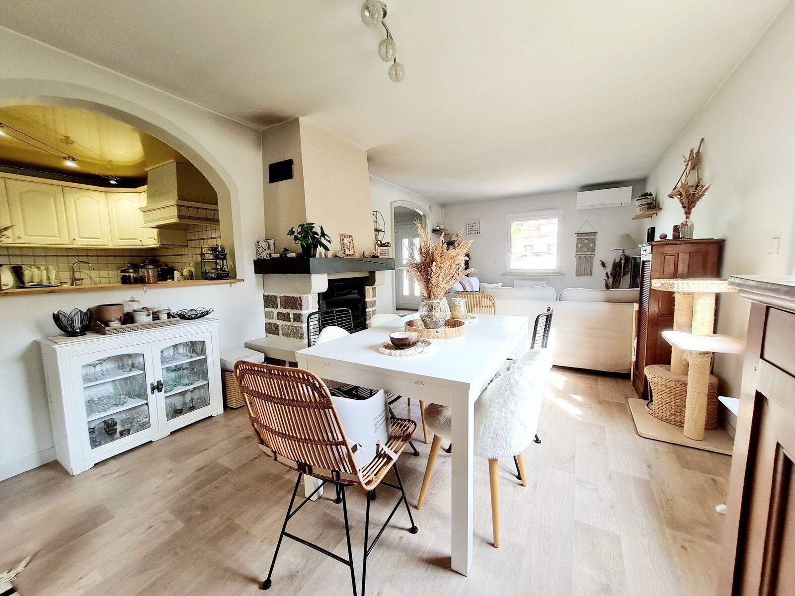 Charmante maison à saisir - Séjour/salle à manger 2