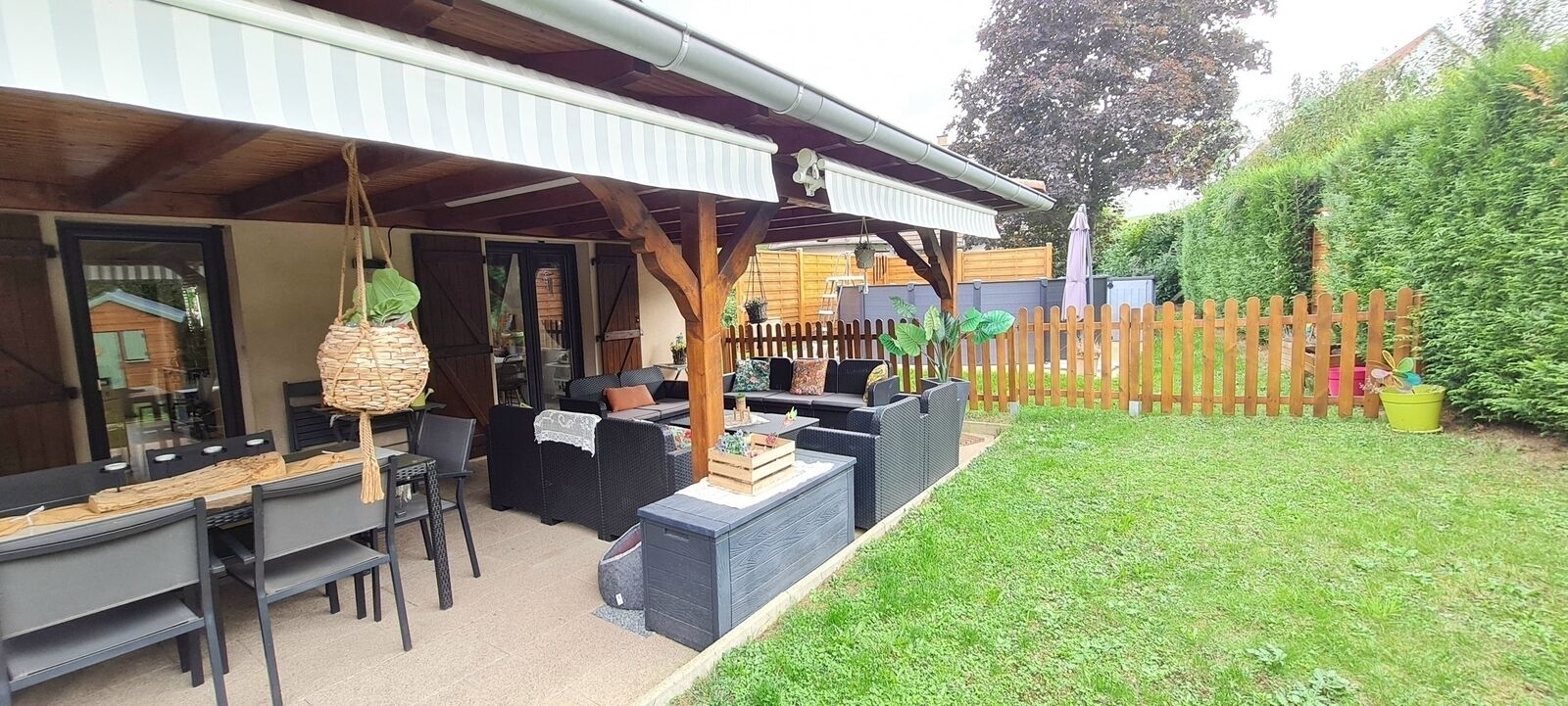 Charmante maison à saisir - Extérieur