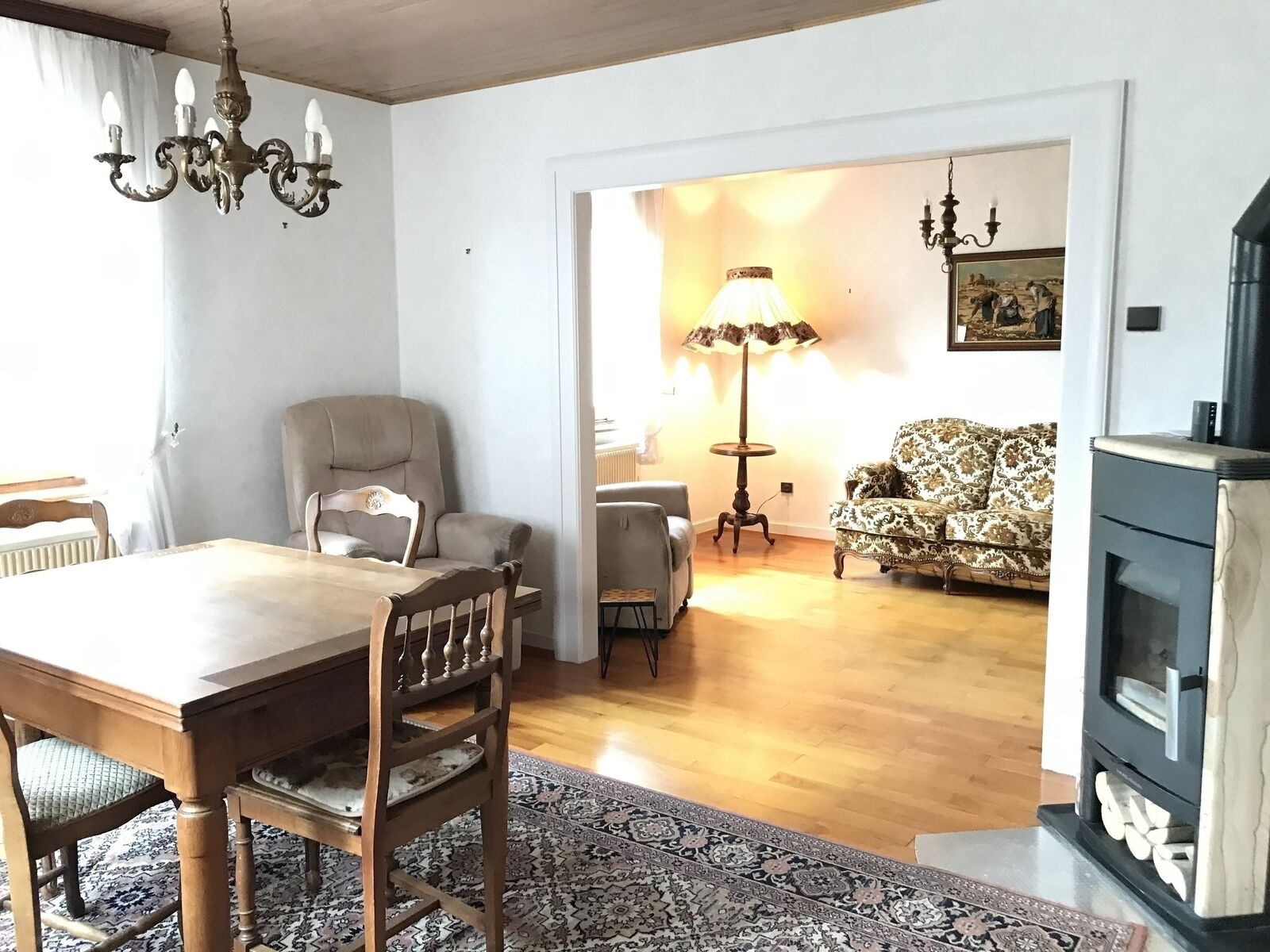 Maison 6 pièces 126m² - 37470b8e-a5f4-4195-b37e-b2ca3ae5dc80