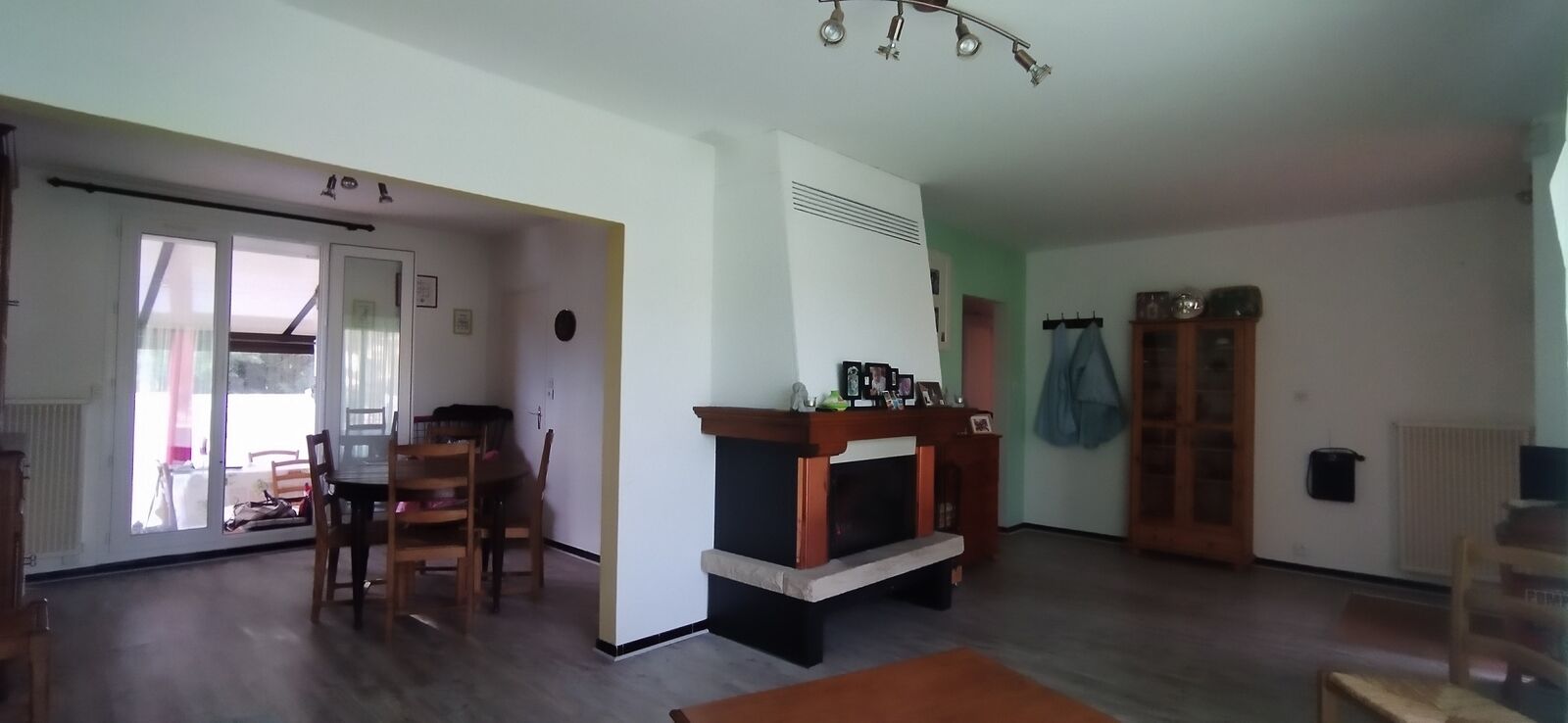 Villa de plain-pied avec jardin - Img 20230107 154320