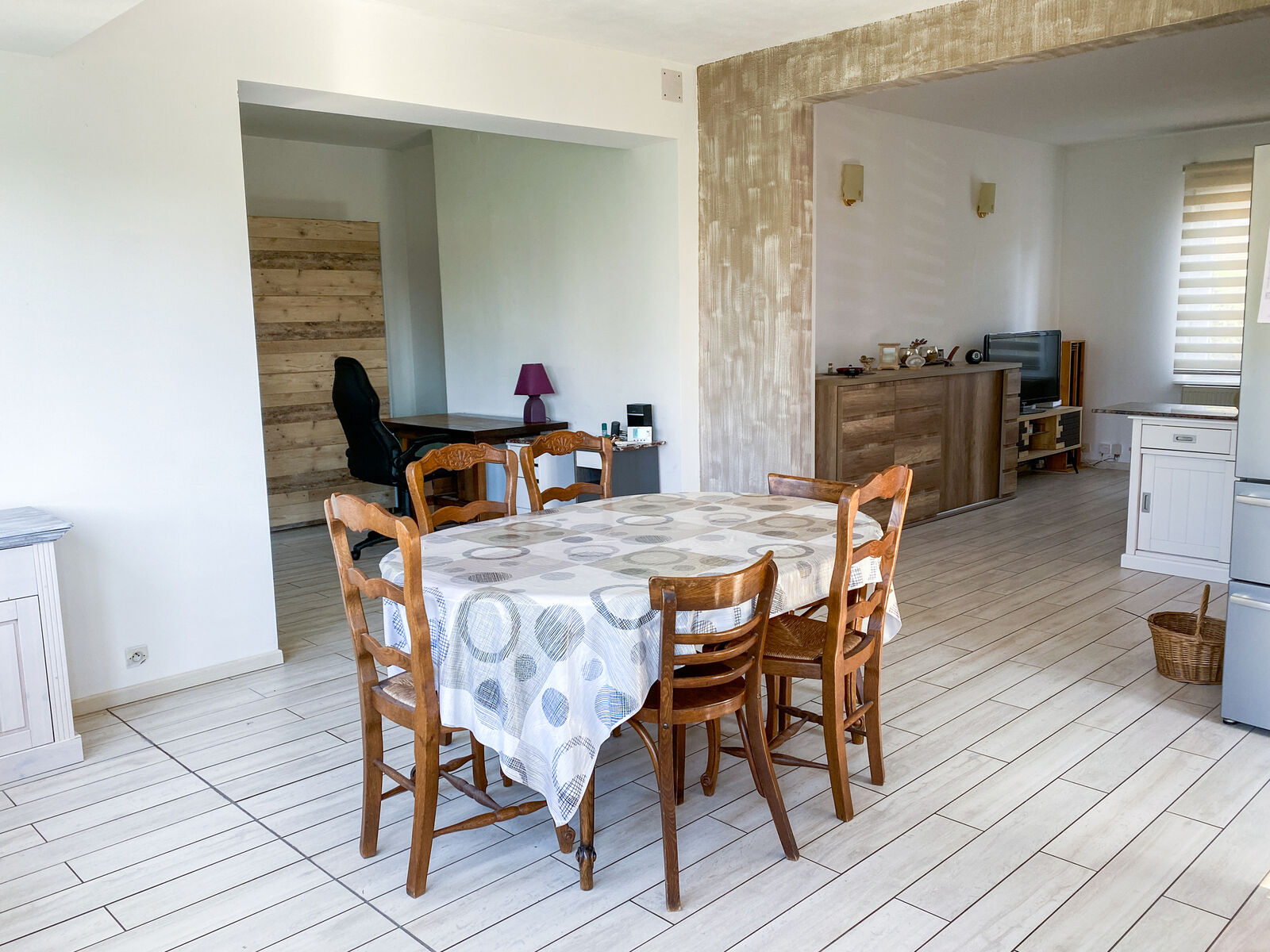 Charmante maison mitoyenne dans un agréable quartier à Cernay - Séjour