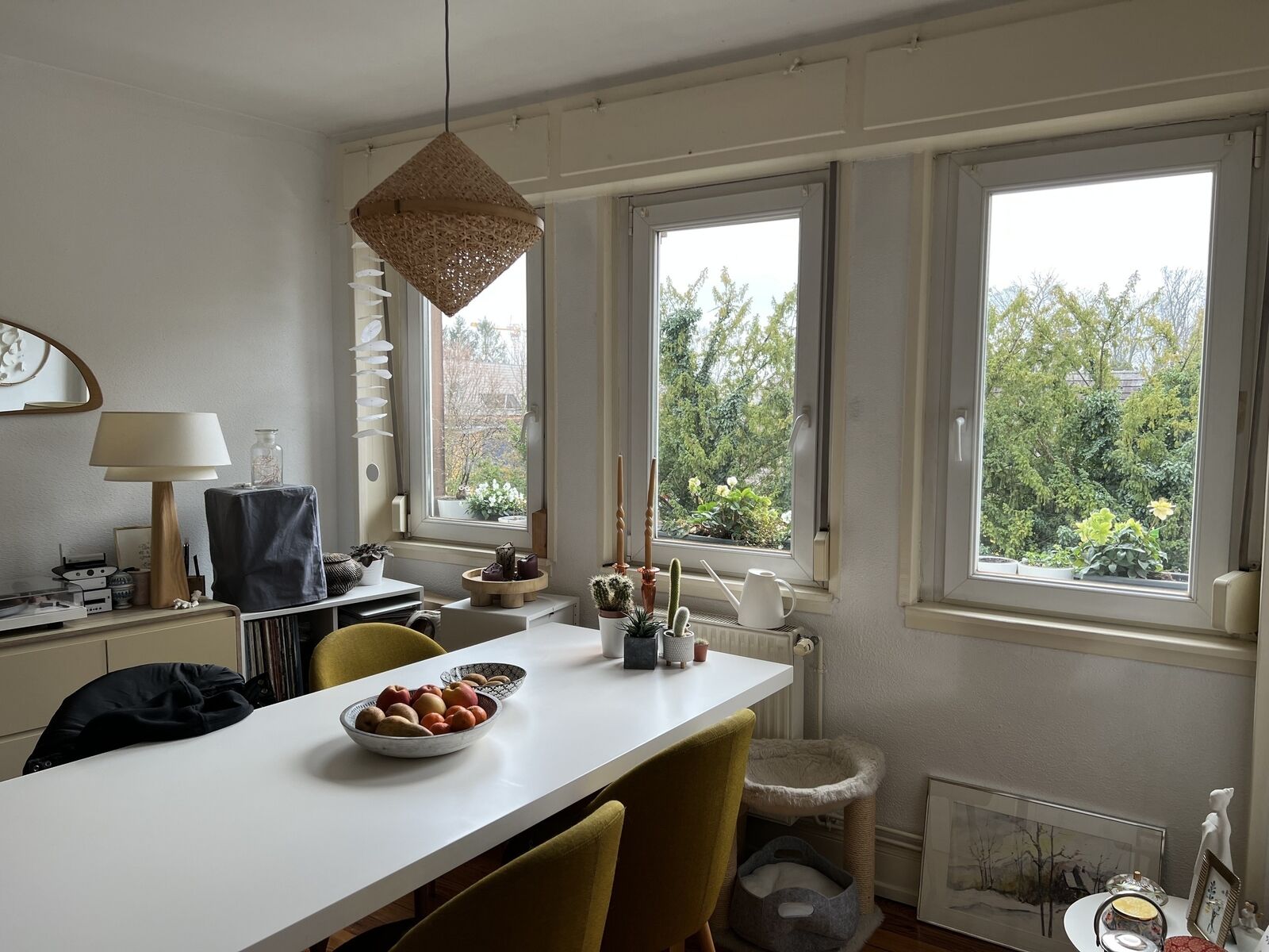 Bel immeuble de style année 30 - Img 1344