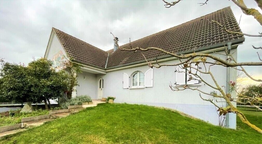 Rare maison de village plain-pied  - Img-20221115-wa0012