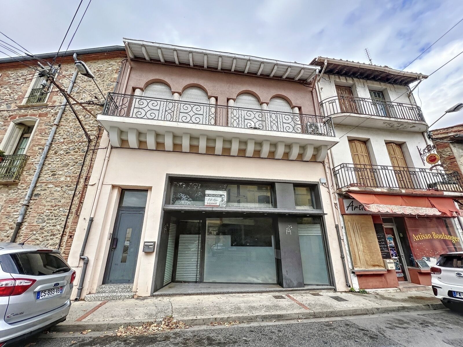 Immeuble de 3 niveaux avec extérieur - Elne - Cc0024c2-b97d-49c0-a8af-92e7be52aca0