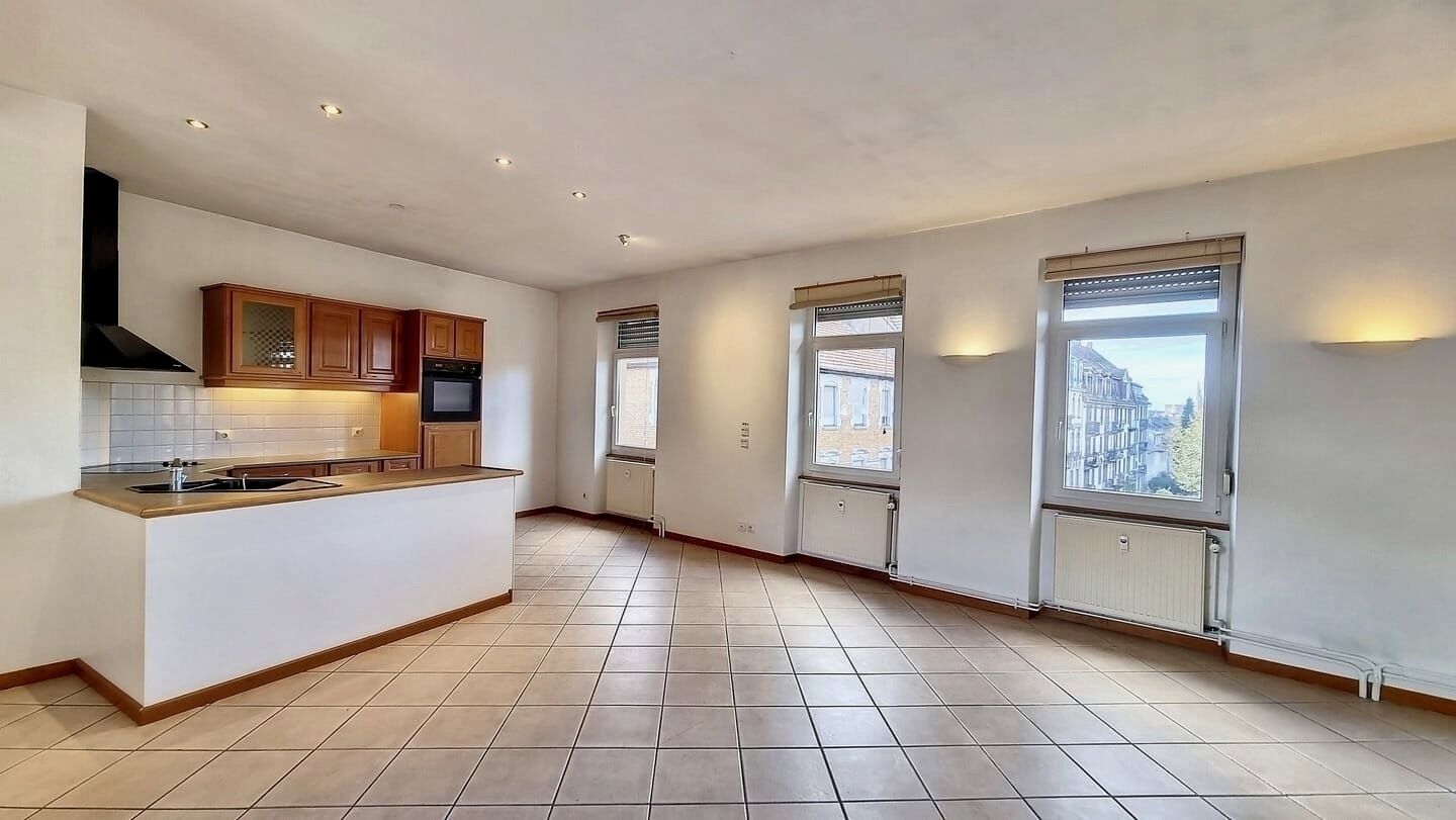 Appartement type loft en duplex - 478d1b85-6b7a-48a6-a39a-d495a6759c88