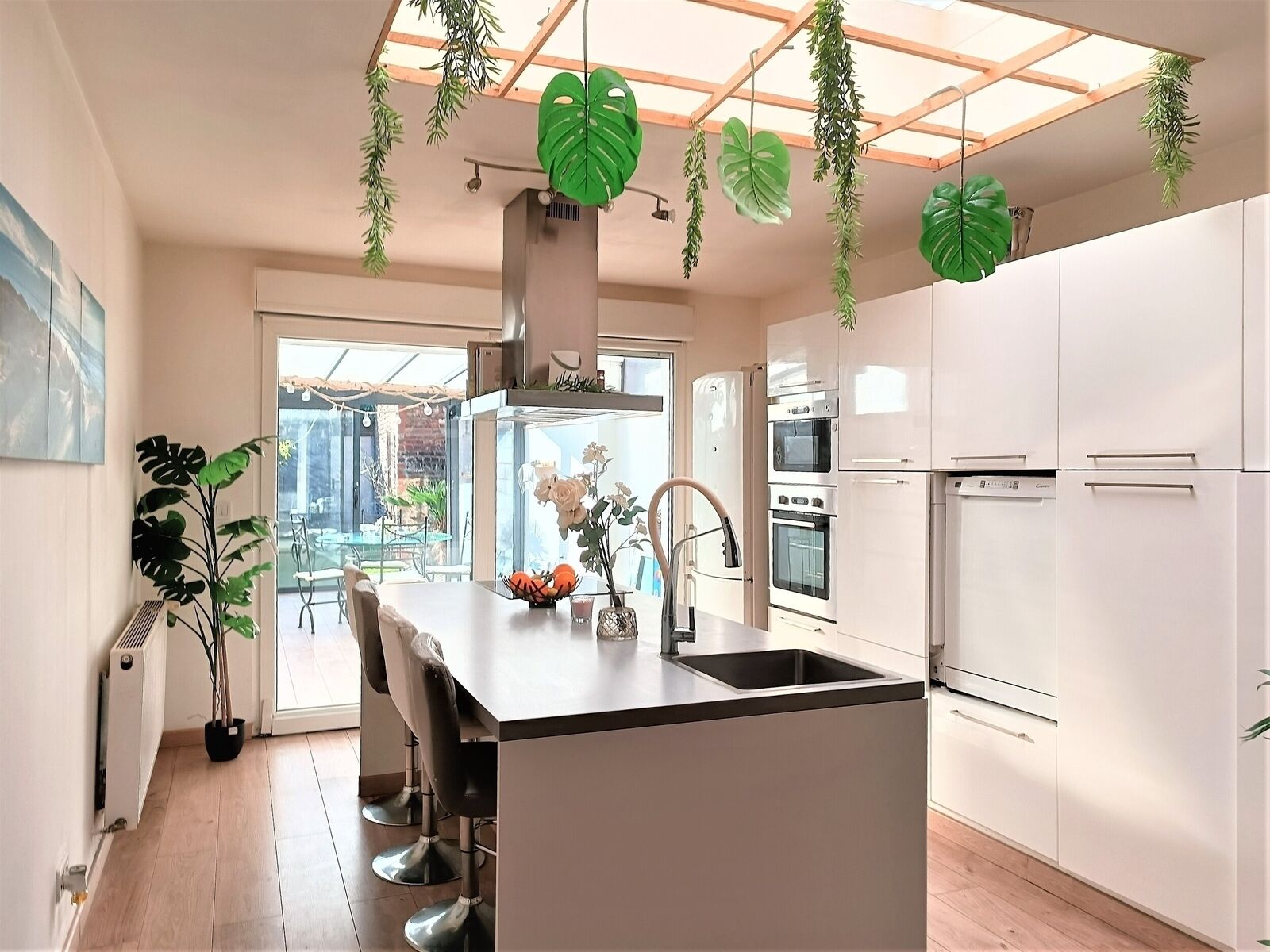 Charmante maison rénovée avec jardin - Img 20230118 142425