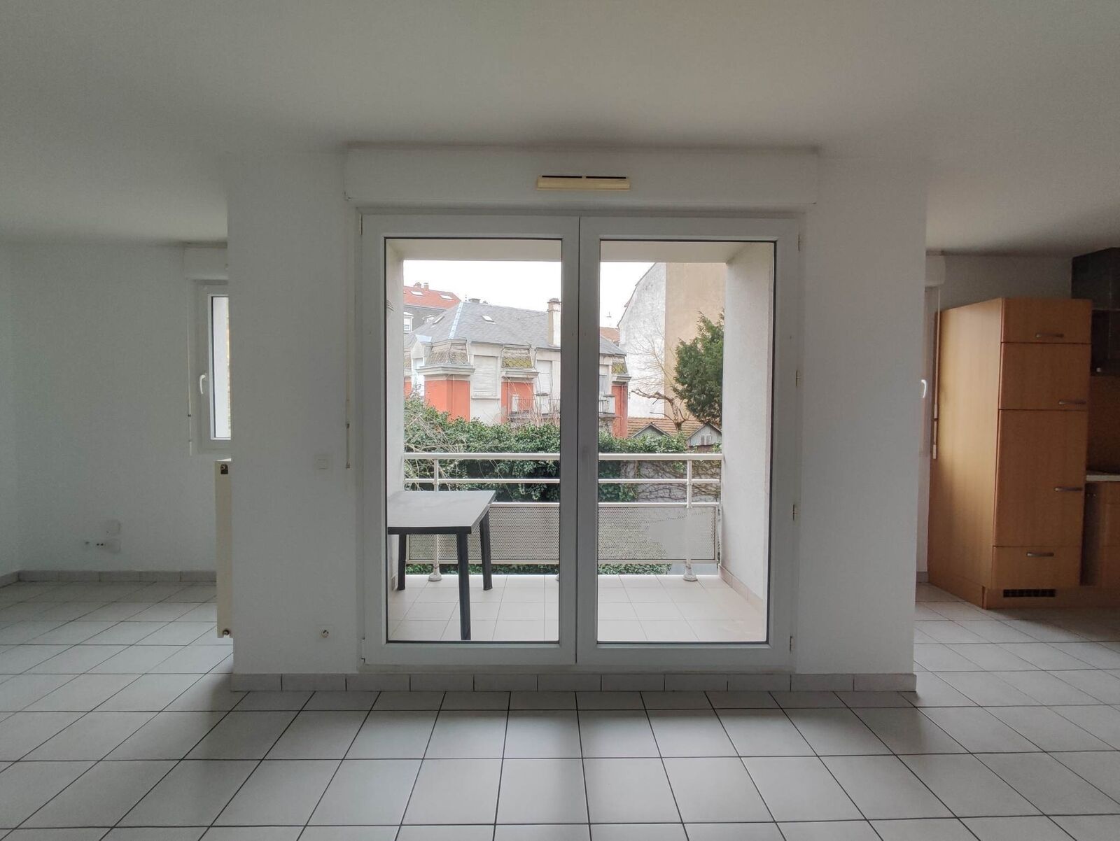 Superbe appartement 2 pièces - Séjour 3