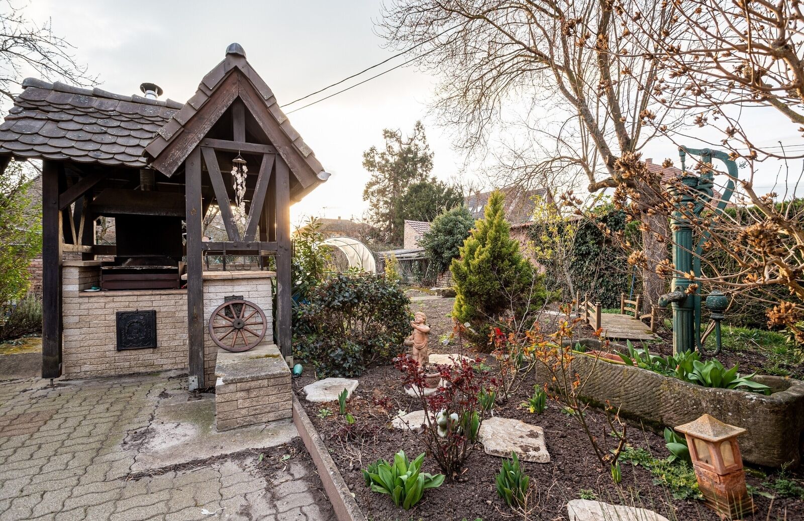 Propriété vendue en moins de 40 Jours - Jardin et barbecue holtzheim 20230308