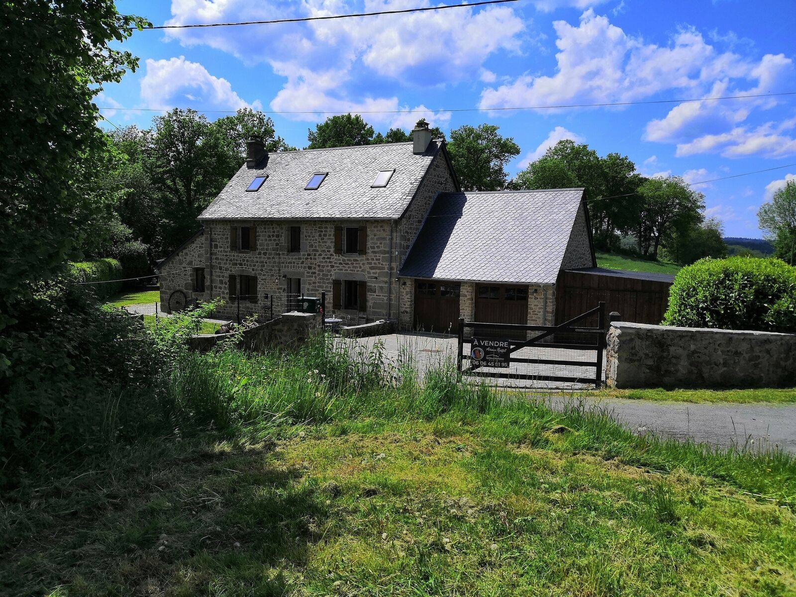 Il est déjà trop tard pour cette belle maison ! - Img 20230527 145745