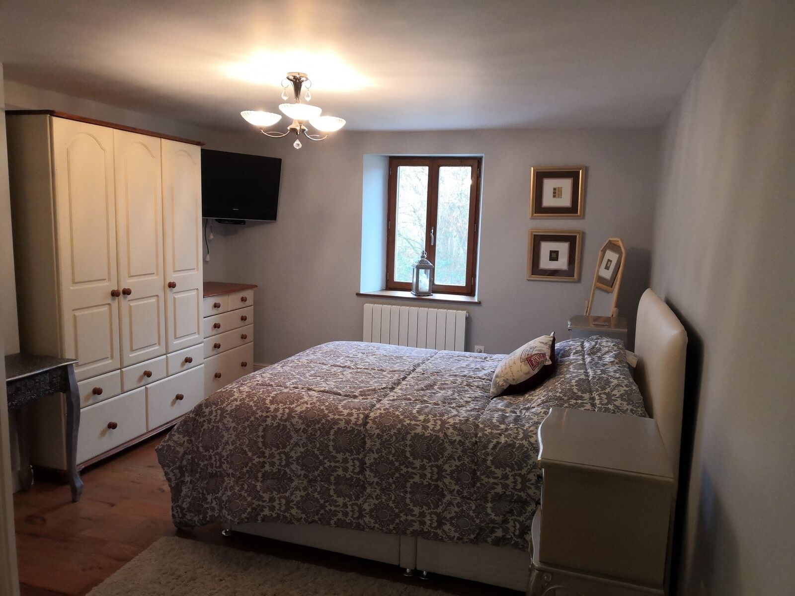 Il est déjà trop tard pour cette belle maison ! - Img 20230308 124523