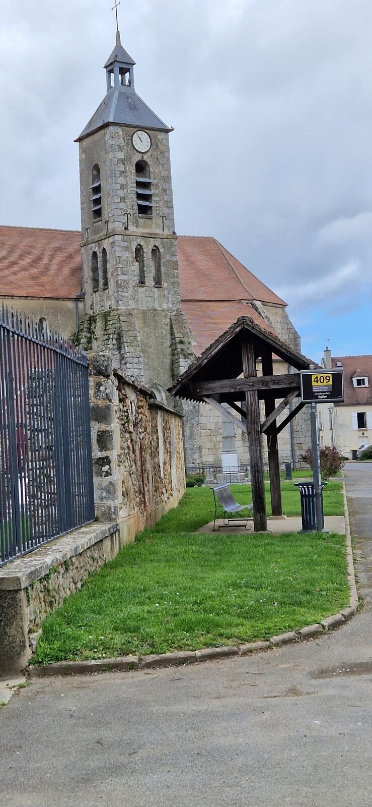 Appartement de 83 m² en périphérie de Tournan en brie - Eglise de liverdy