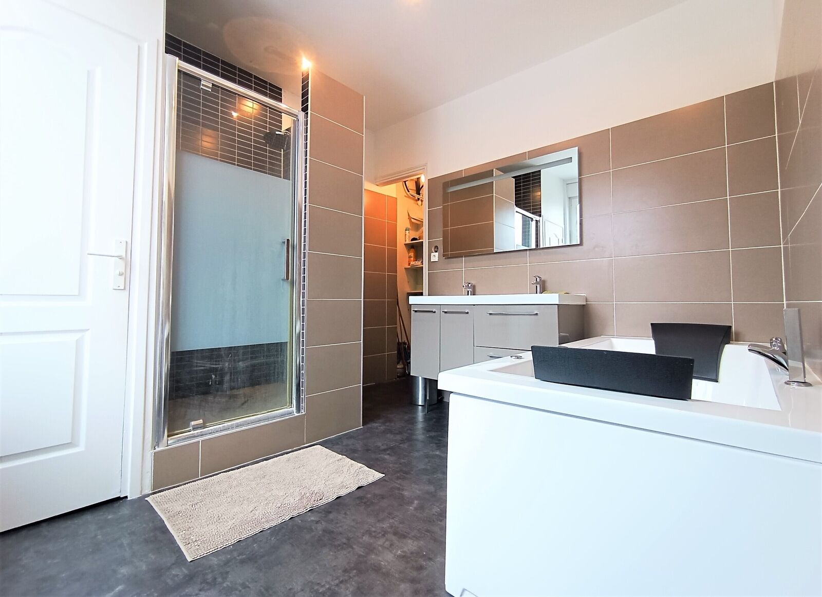 Charmante 1930 avec jardin de 123m2 - Img 20230417 111823