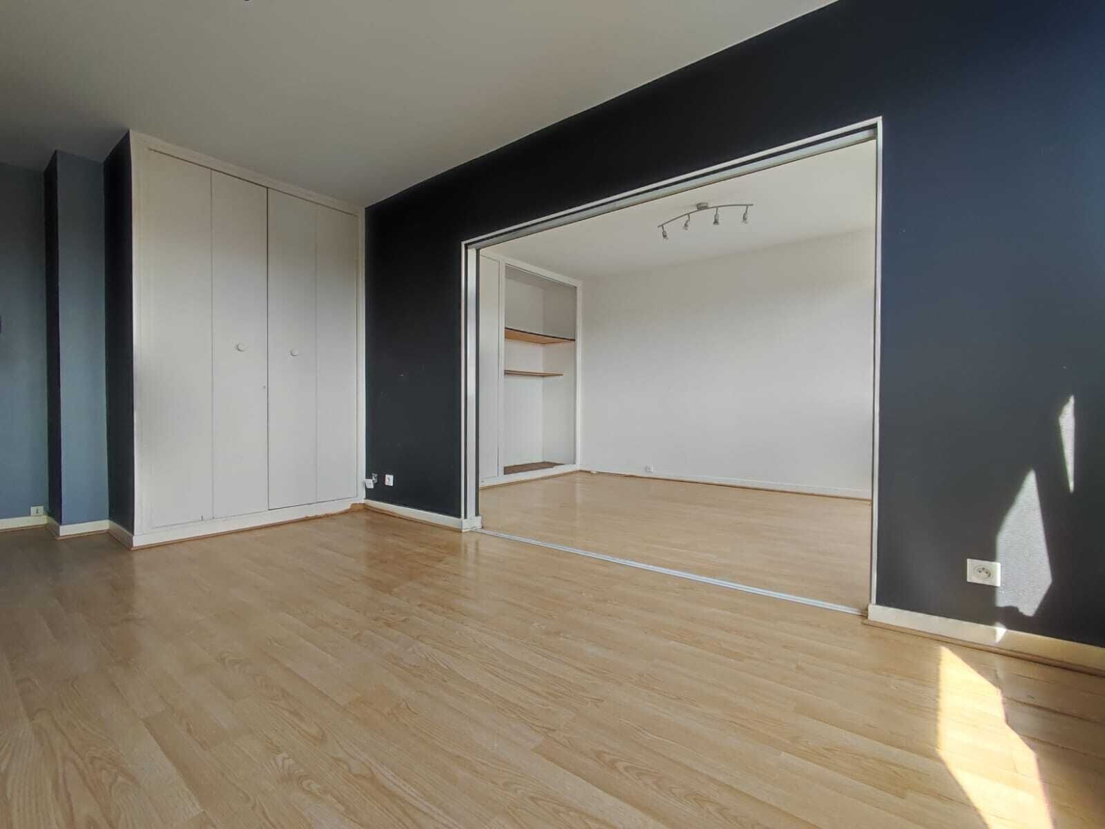 Appartement 2 pièces avec garage et cave - Whatsapp image 2023-04-17 at 16.45.58