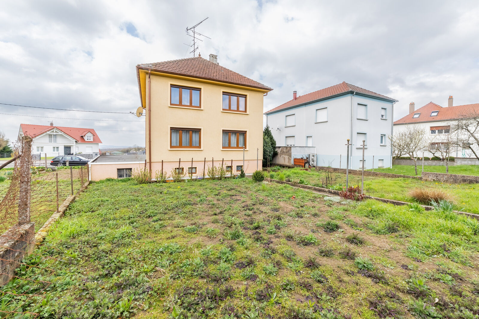 Immeuble à fort potentiel, à 10 mn de Saint-Avold. - 7q8a0362