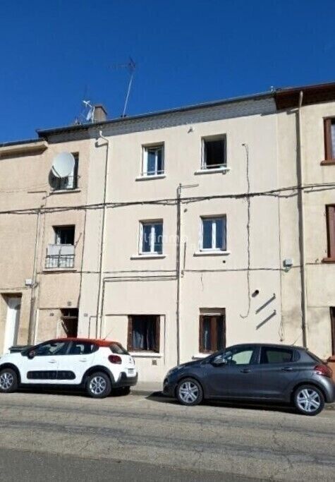 Immeuble trois t3 à rénover  - total 155 m² - 19dc4417-eb14-4a8a-8b2d-2749aa186345