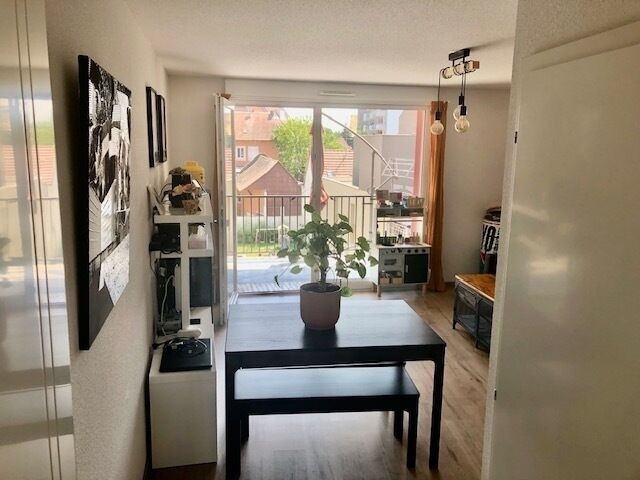 F4 traversant + balcon + garage - Ptites fermes séjour - balcon 20230603