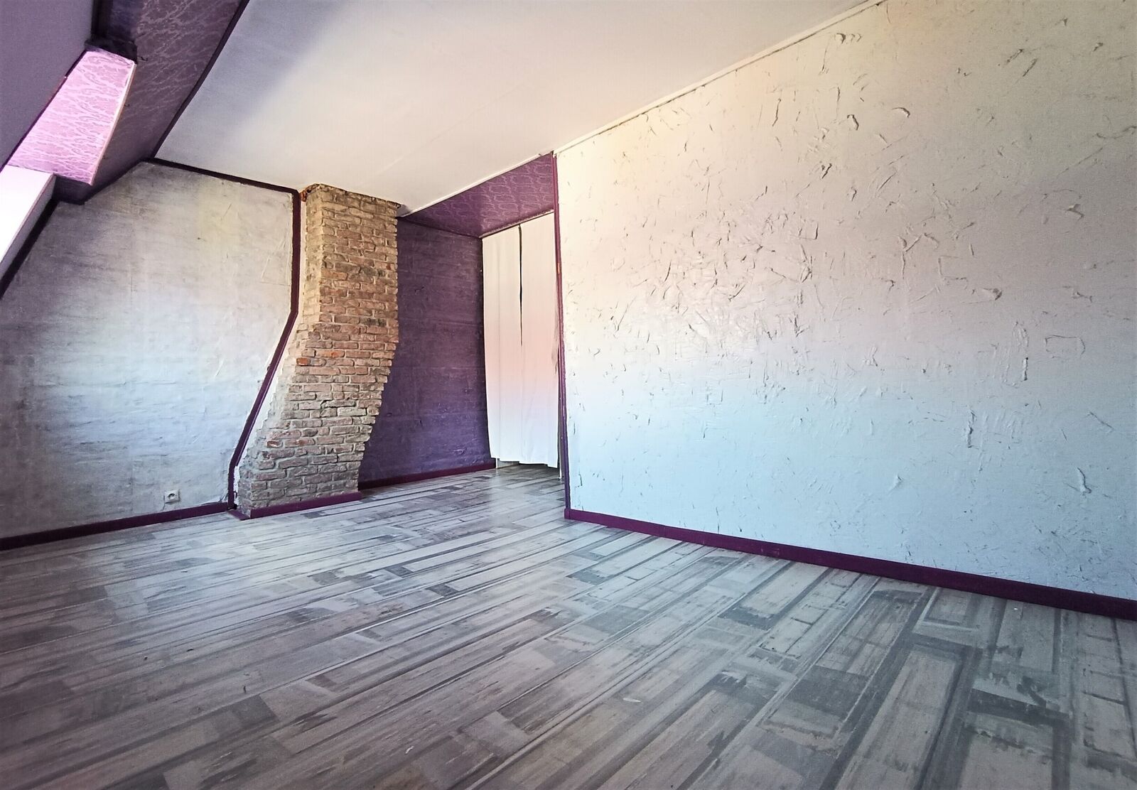 Charmante 1930 au cachet préservé - Img 20230613 161643