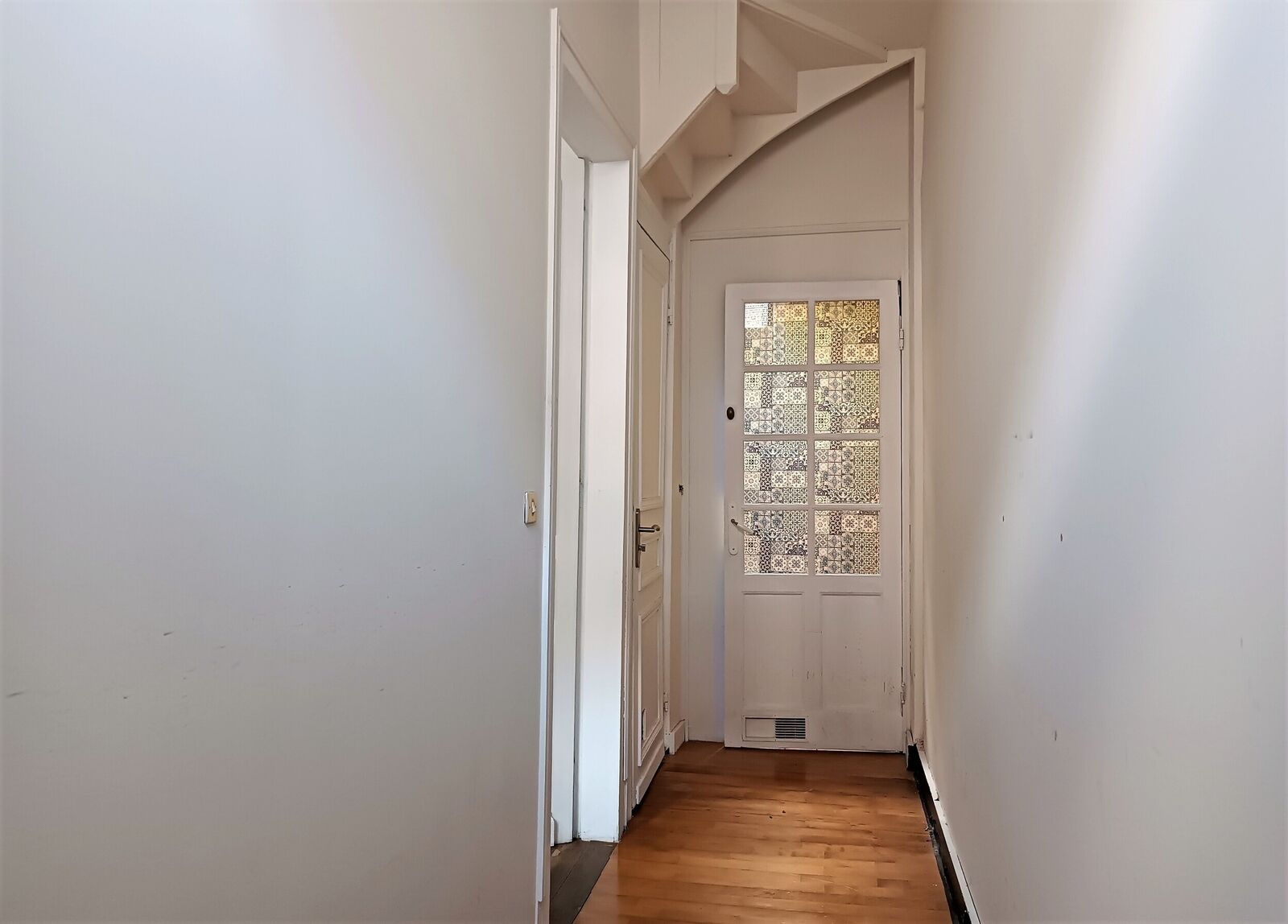 Charmante 1930 au cachet préservé - Img 20230613 162637