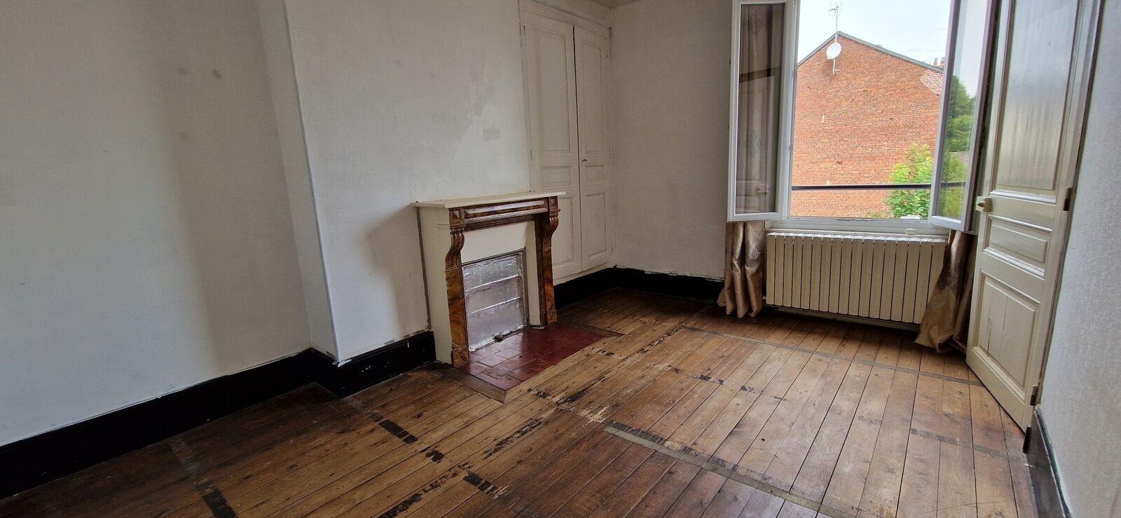 Maison familiale  atypique, gare de st Just en Chaussée - 20230620 110435