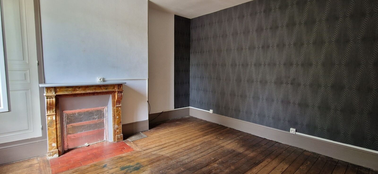 Maison familiale  atypique, gare de st Just en Chaussée - 20230620 110214