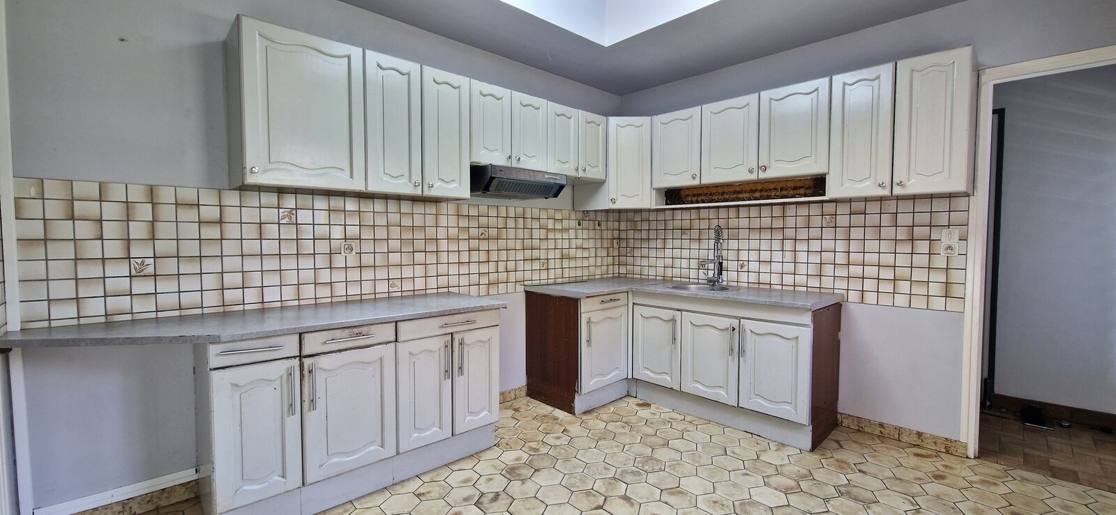 Maison familiale  atypique, gare de st Just en Chaussée - 20230705 102331