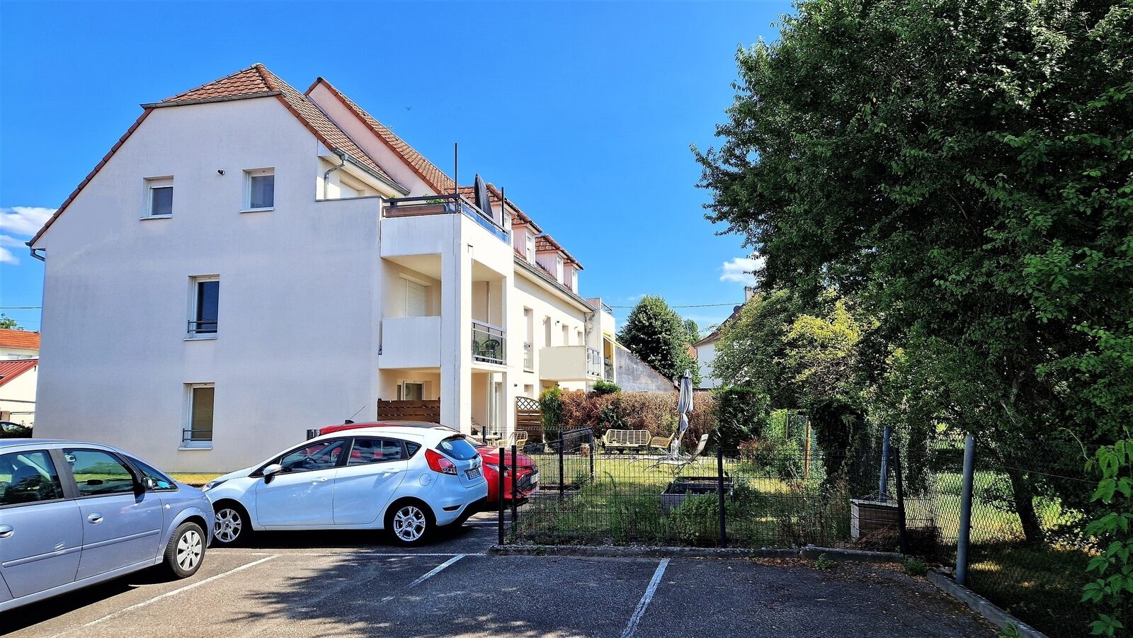 --"Sous Compromis"--2 pcs en Rez-de-jardin + Garage - 20230706 162421 1