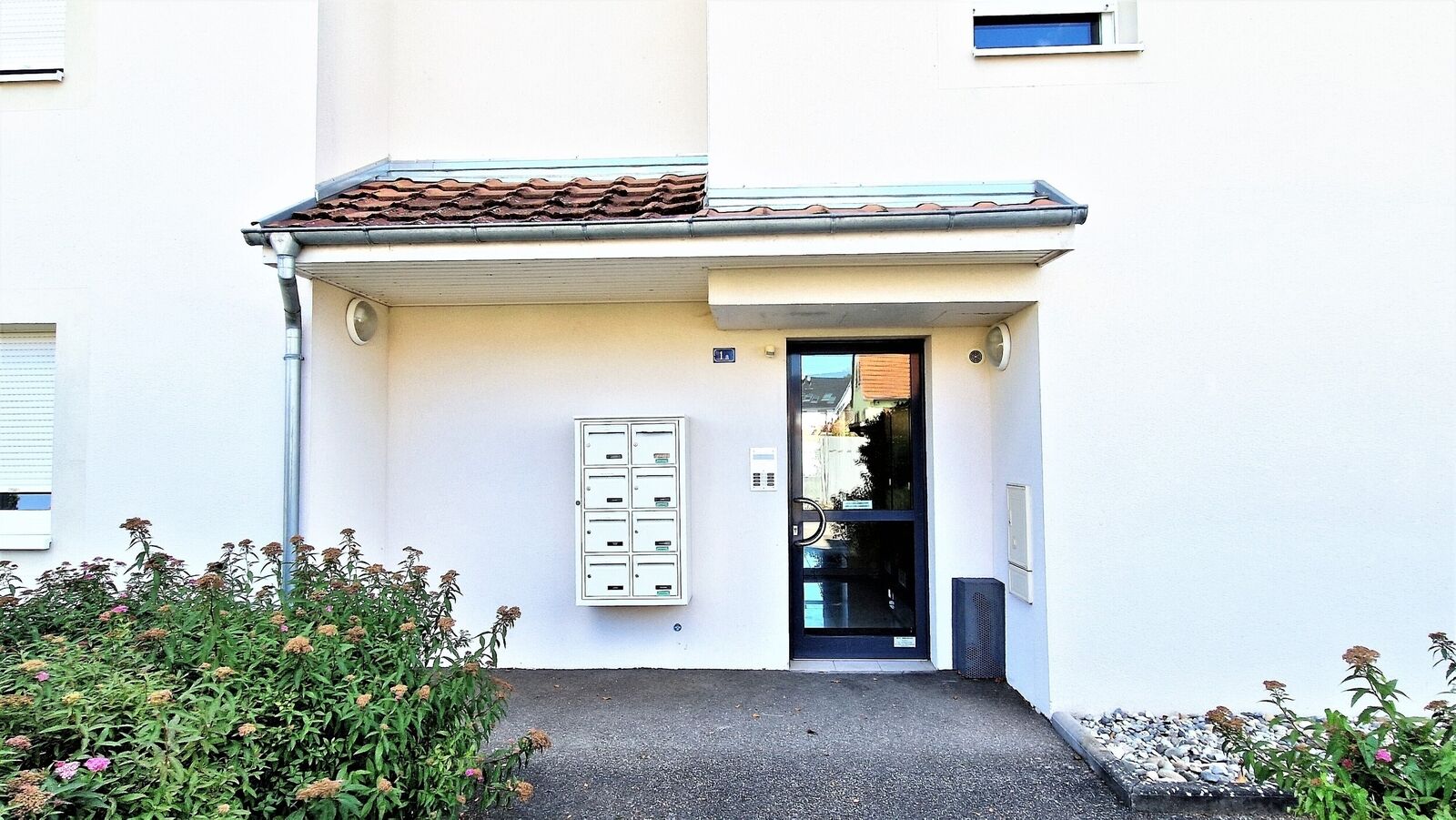 --"Sous Compromis"--2 pcs en Rez-de-jardin + Garage - 20230706 162320 1