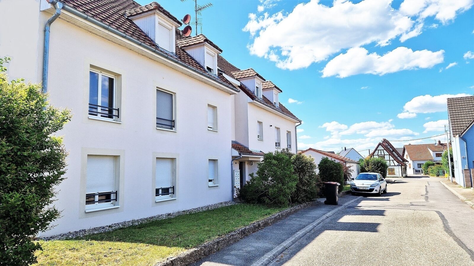 --"Sous Compromis"--2 pcs en Rez-de-jardin + Garage - 20230706 162157 1