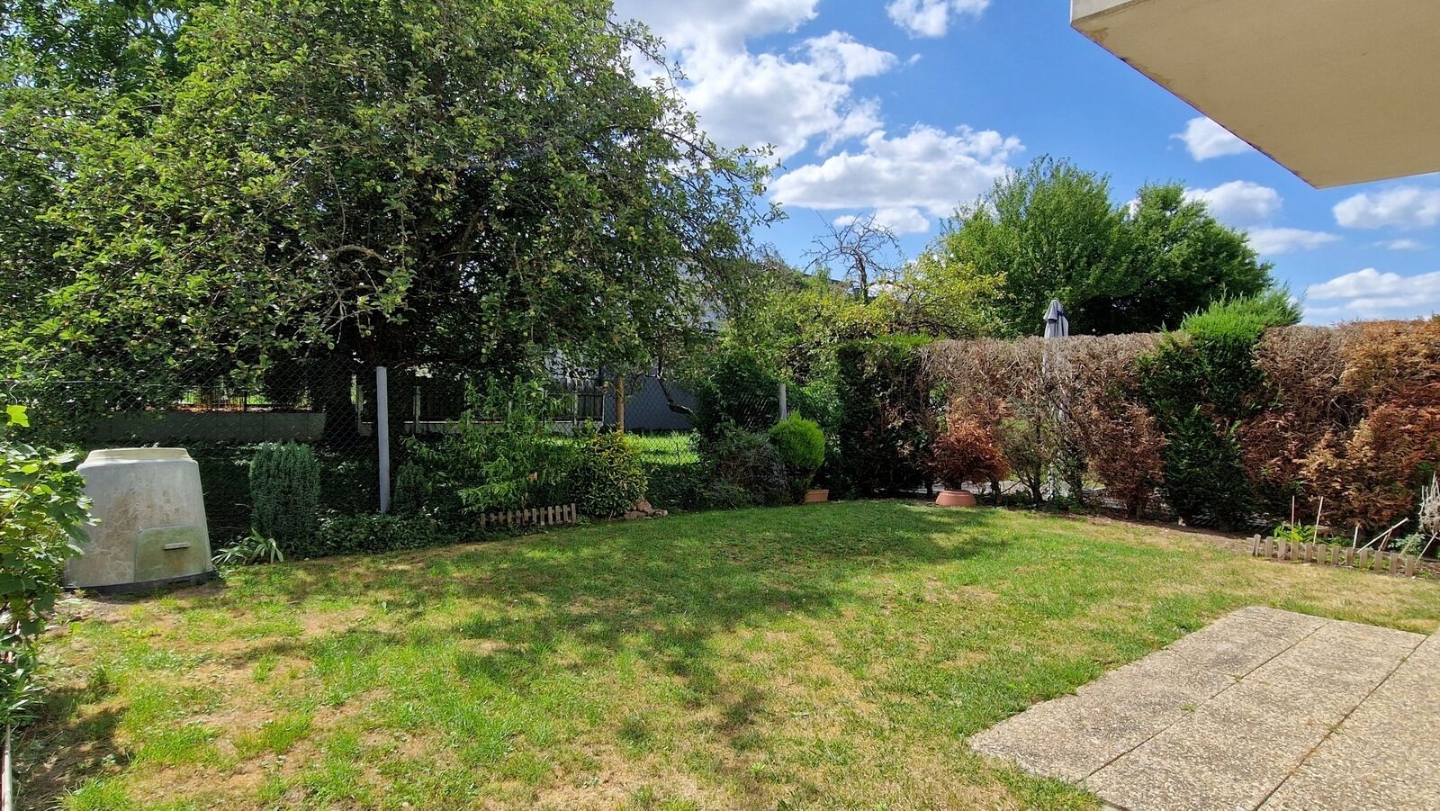 --"Sous Compromis"--2 pcs en Rez-de-jardin + Garage - 20230706 155425