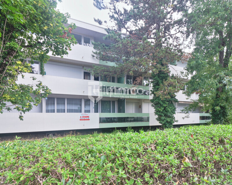 Vendu: Appartement à Saint-Louis Bourgfelden 3 pièces 83 m² (68300) - 01