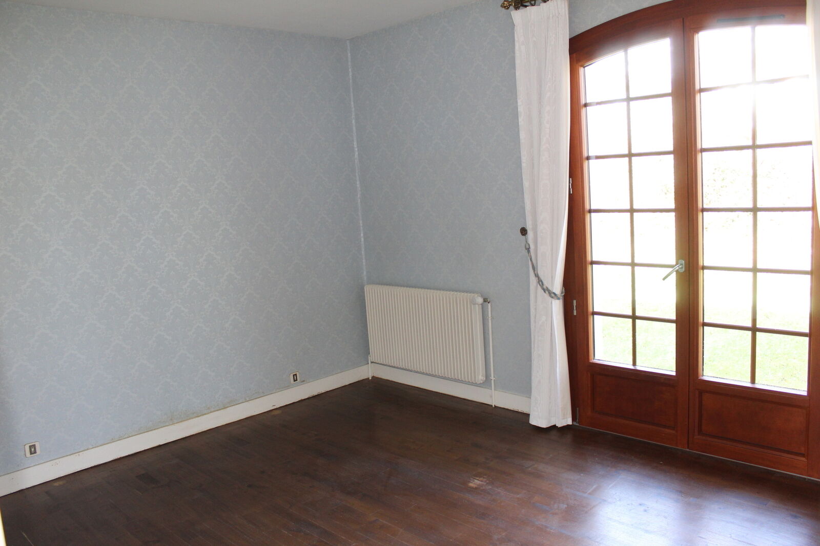 Pavillon sur sous sol. - Img 2872