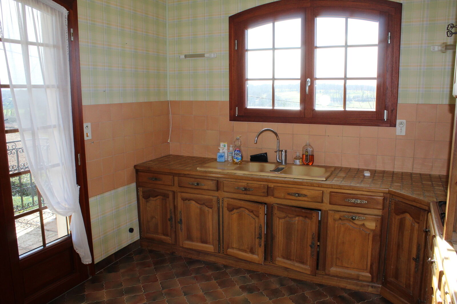 Pavillon sur sous sol. - Img 2866