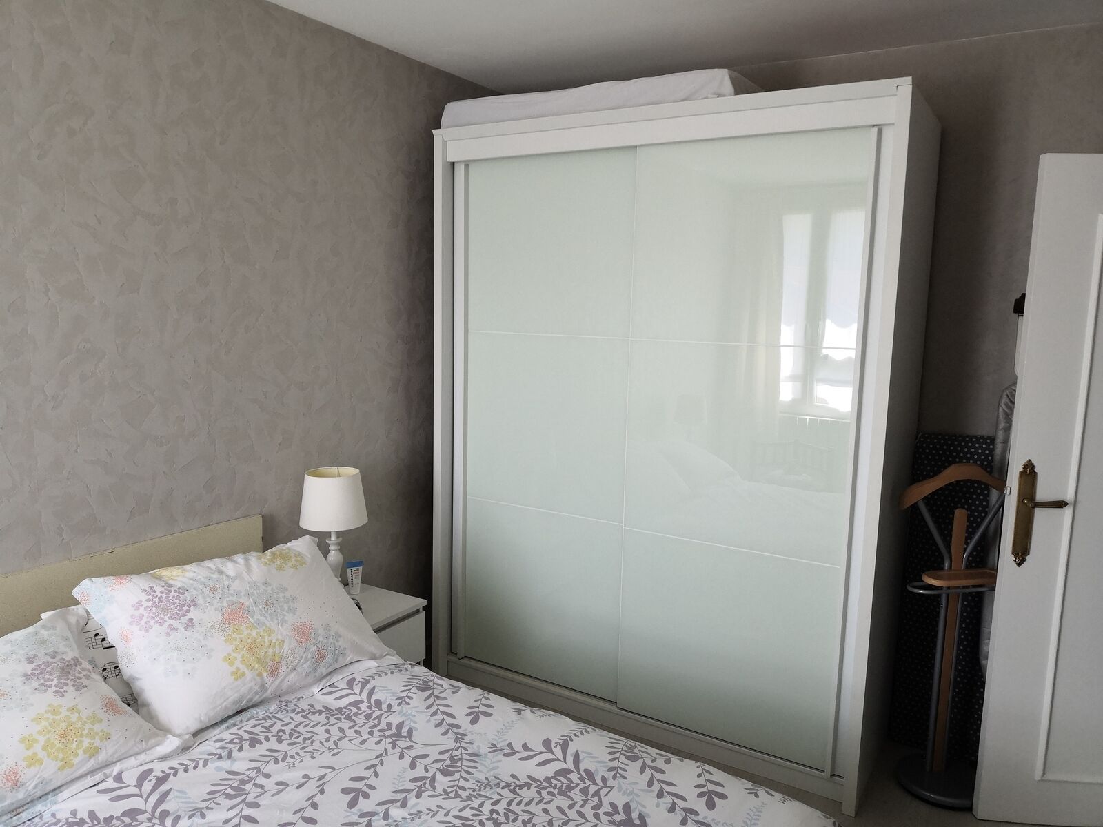 Appartement 4P avec 3 ch  + balcon 7 m2 avec vue imprenable Sud - Le placard partira...