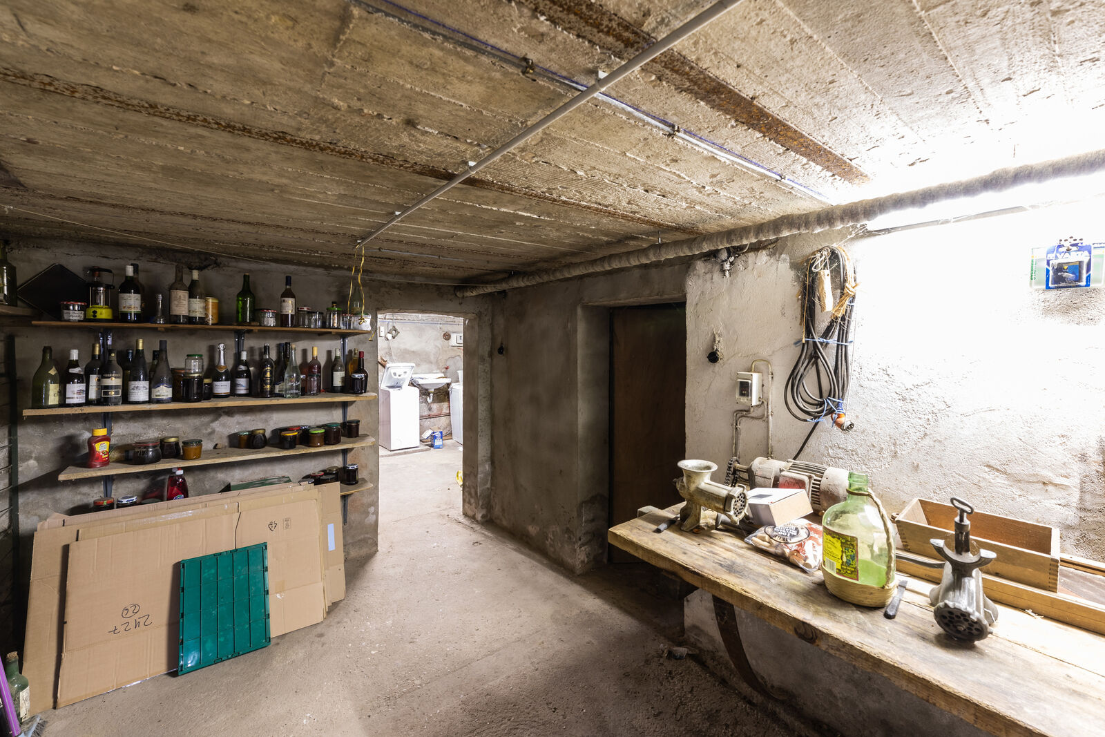 Sous Compromis / Fermette, présentant 1,5 Hectare de terrain. - 7q8a6755