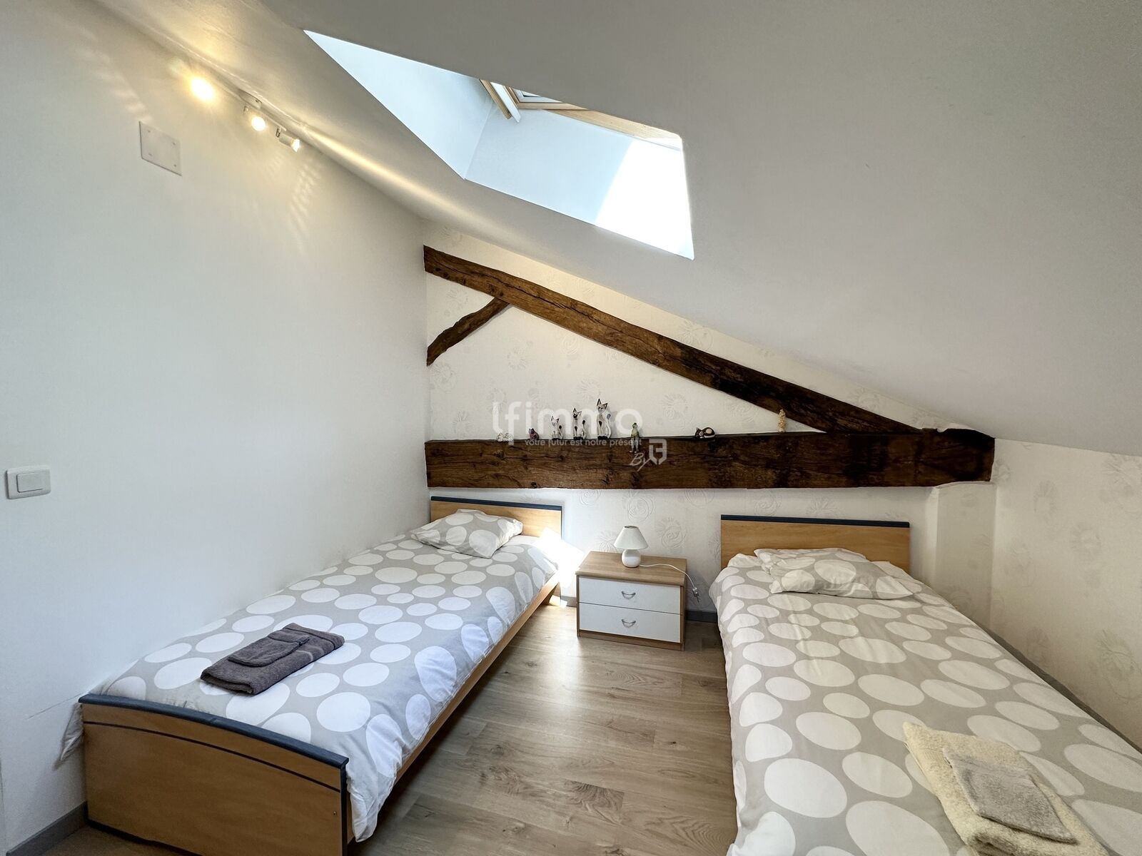 Domaine avec plusieurs habitations sur plus de 11 hectares - Img 0201