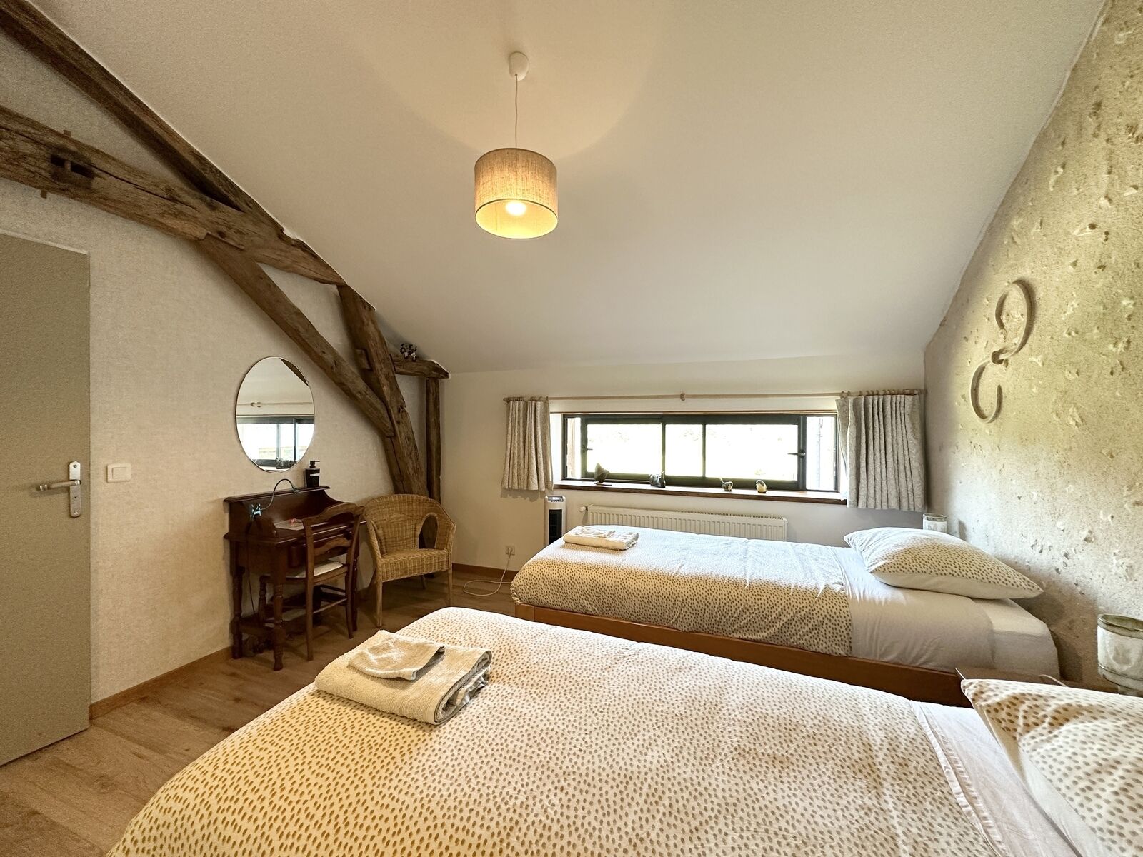 Domaine avec plusieurs habitations sur plus de 11 hectares - chambre b&b