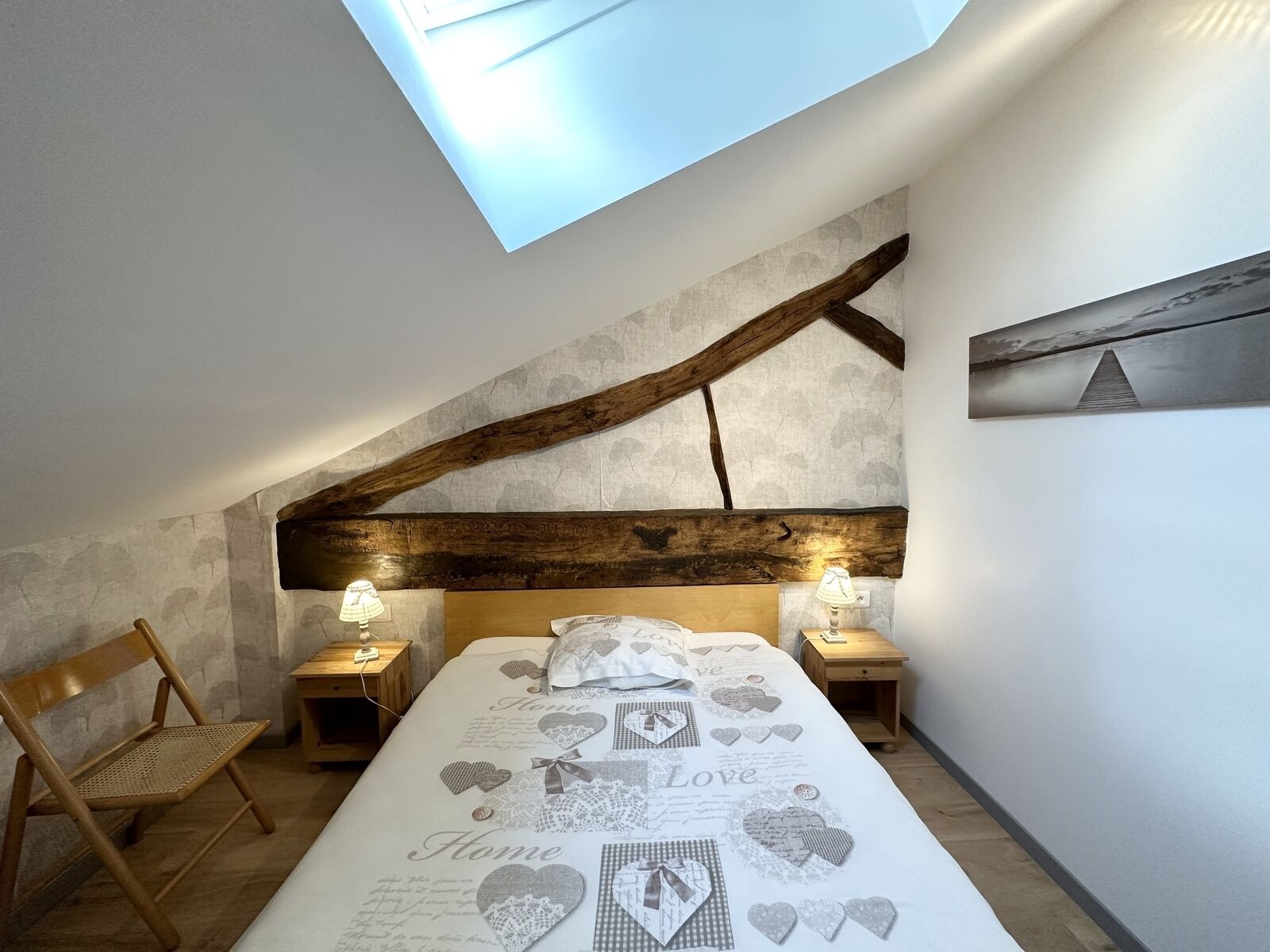 Domaine avec plusieurs habitations sur plus de 11 hectares - chambre gîte