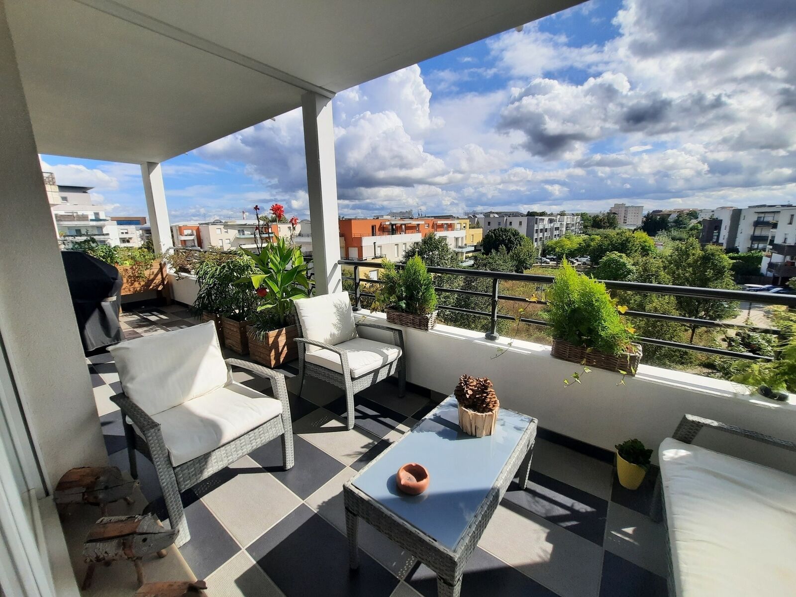 Séduisant 3 pièces 61 m² env., avec balcon et garage à Strasbourg - 20230922 125224