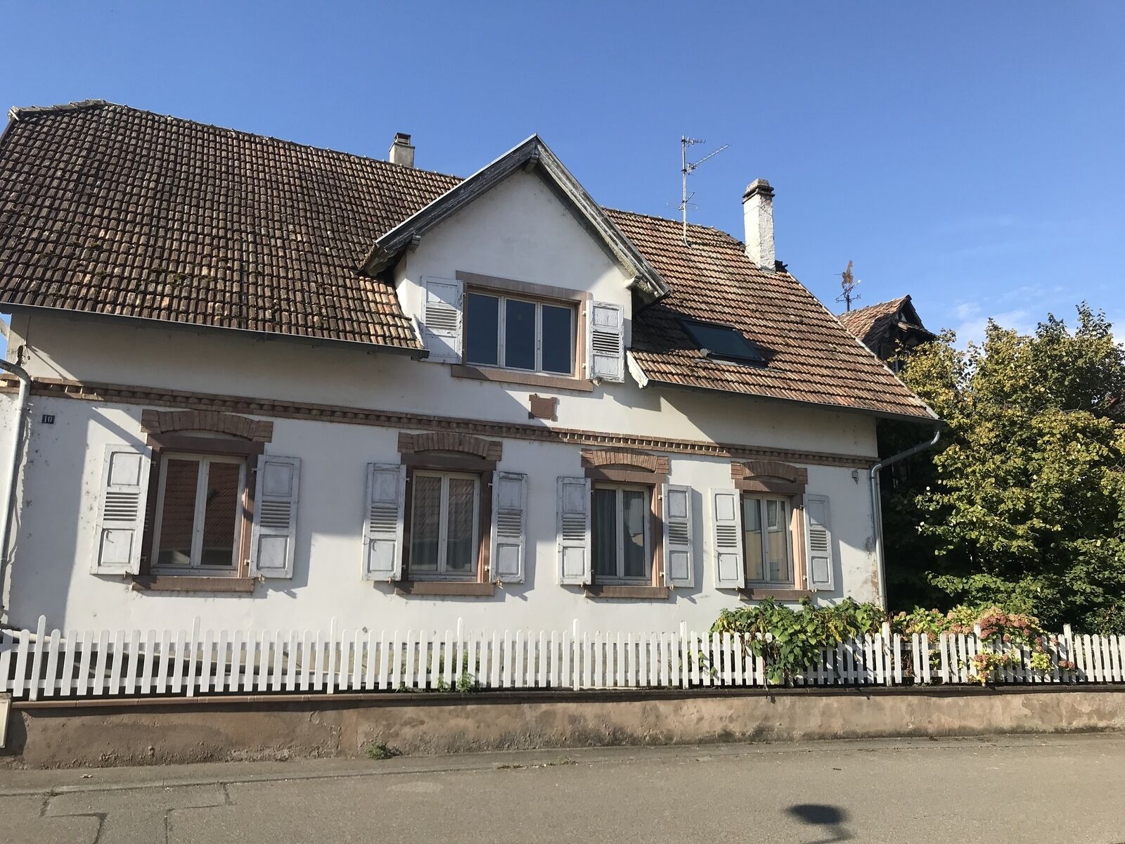 Maison de village 8 pièces 185m² - 811e9c0d-fe5a-4a9e-b43d-07aa02e8cde8